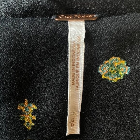 FREE PEOPLE Love Grows Keyhole Button-Down Long Sleeve Romper - Size Small - Picture 5 of 7